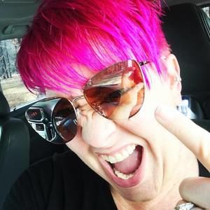 Meet your Posher, Vanessa